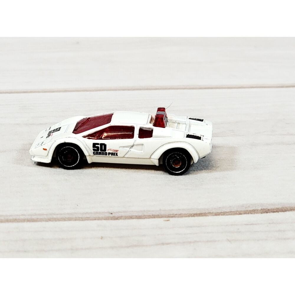 Hot Wheels Lamborghini Countach Pace Car 2017 White 1/64 Diecast Loose